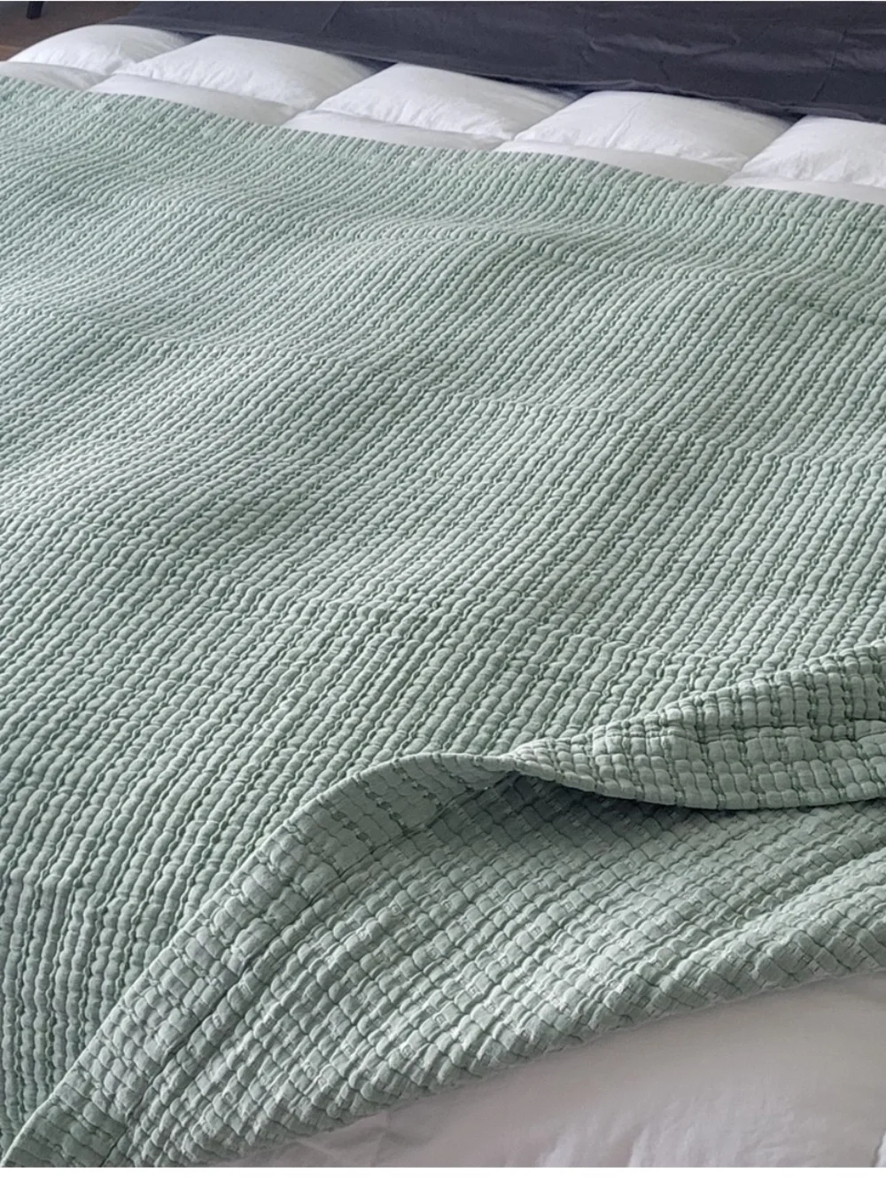 Brooklinen Lightweight Texture Cotton Throw Blanket